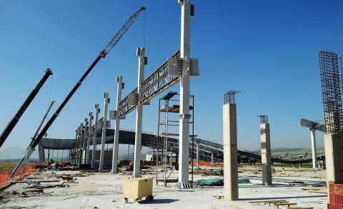 Investimet e huaja: Industria bie, rriten pasurite e paluajtshme dhe sherbimet